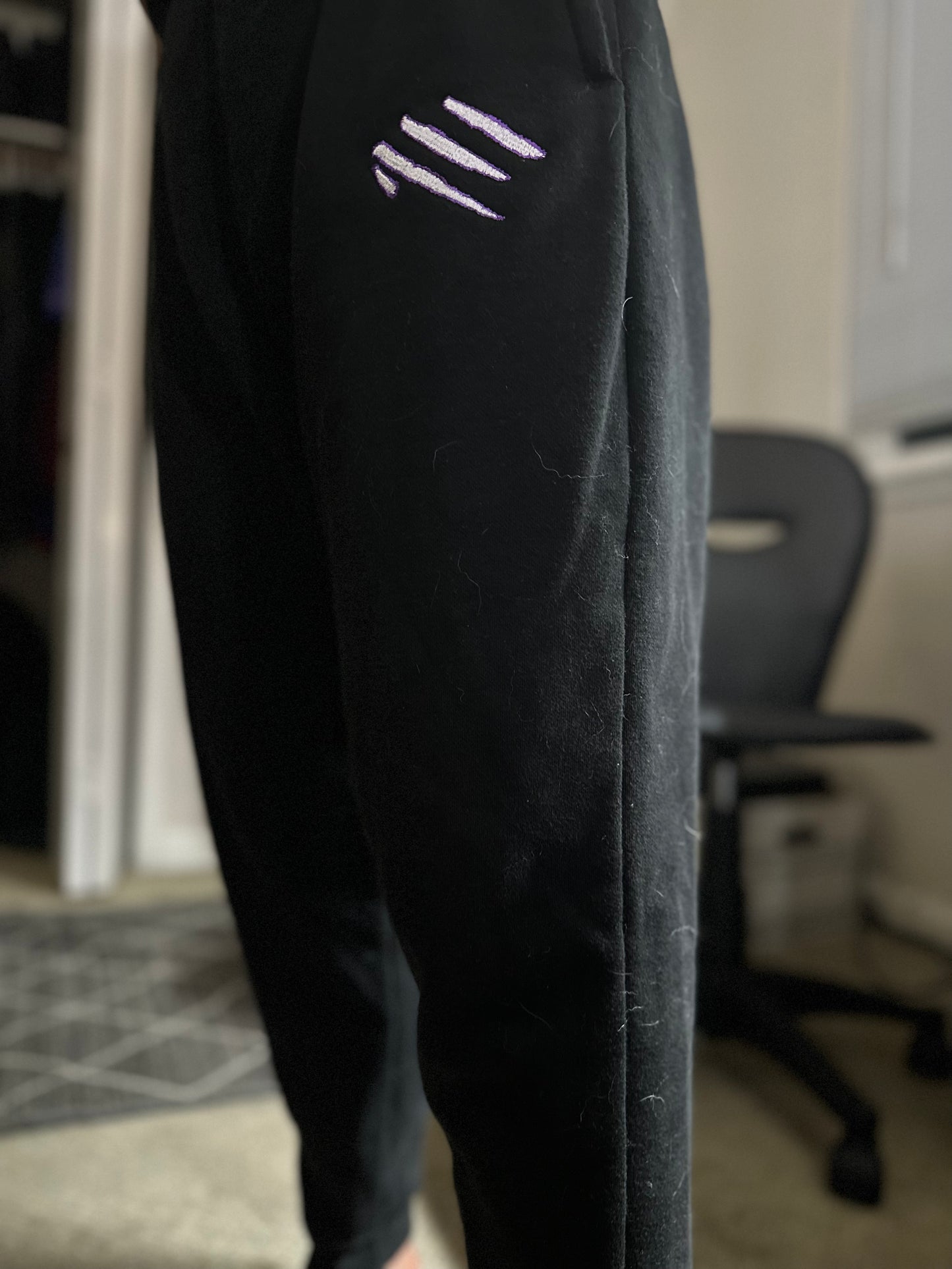 Joggers - White Logo - Corps